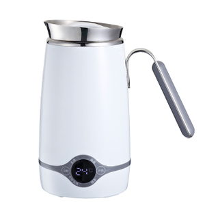 Hervidor de viaje de doble pared de 0,5 l para usos múltiples